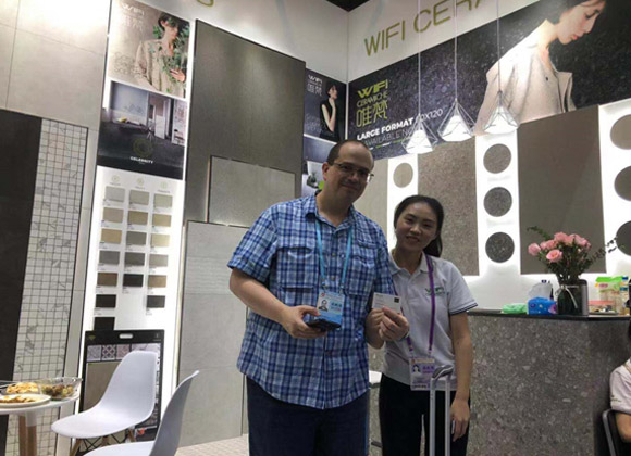 126 &deg; Canton-Fair2